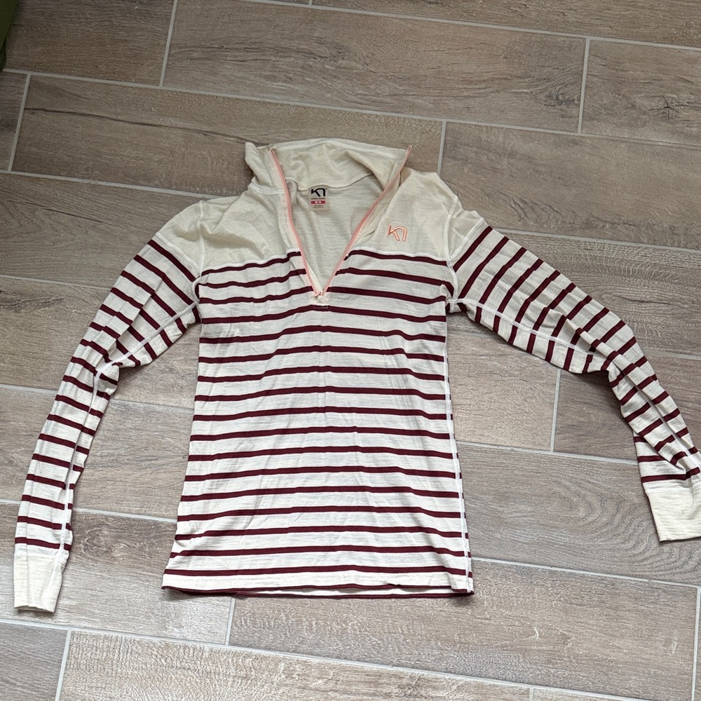 Kari Traa Cream and Maroon Striped quarter zip Top